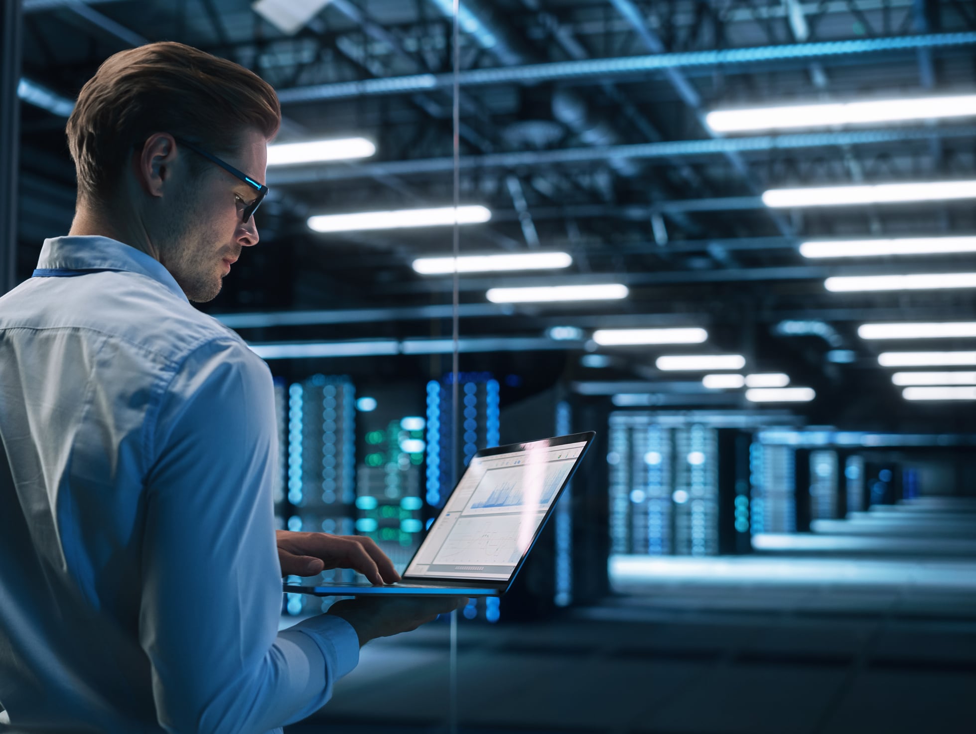Data Center Controllers Data Center Building Controls | Johnson Controls
